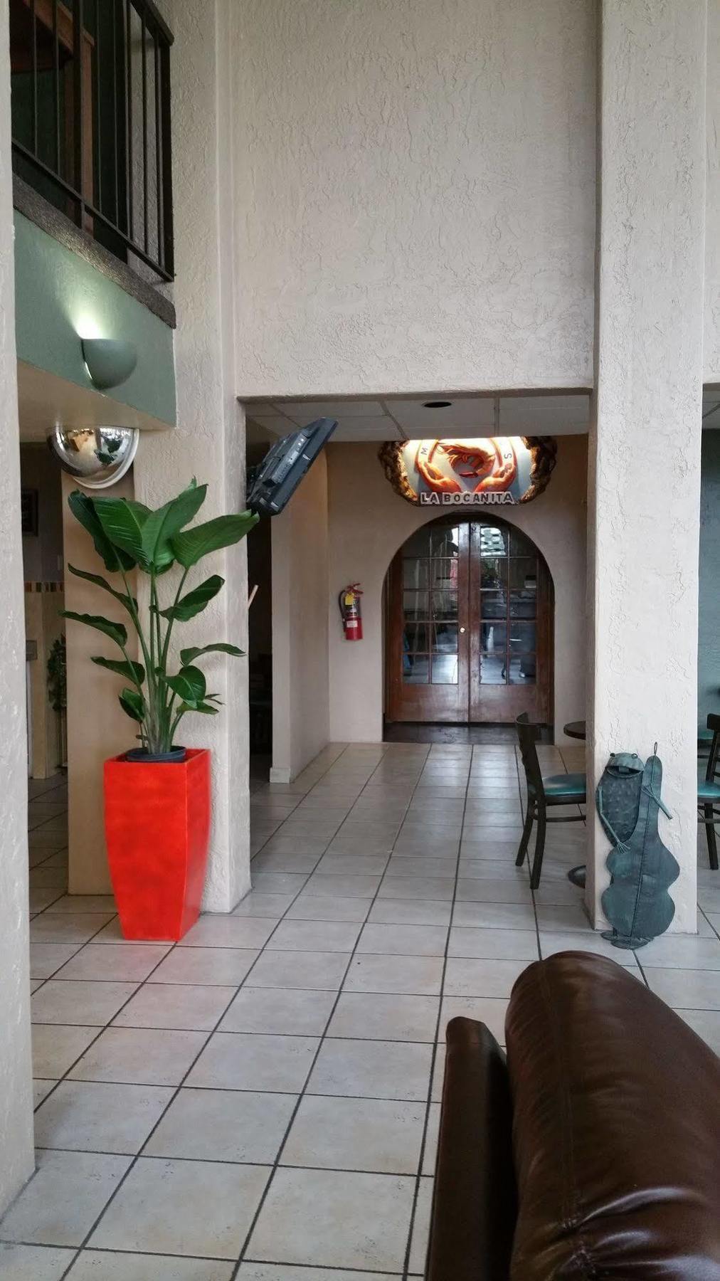 Mariposa Hotel Nogales Extérieur photo