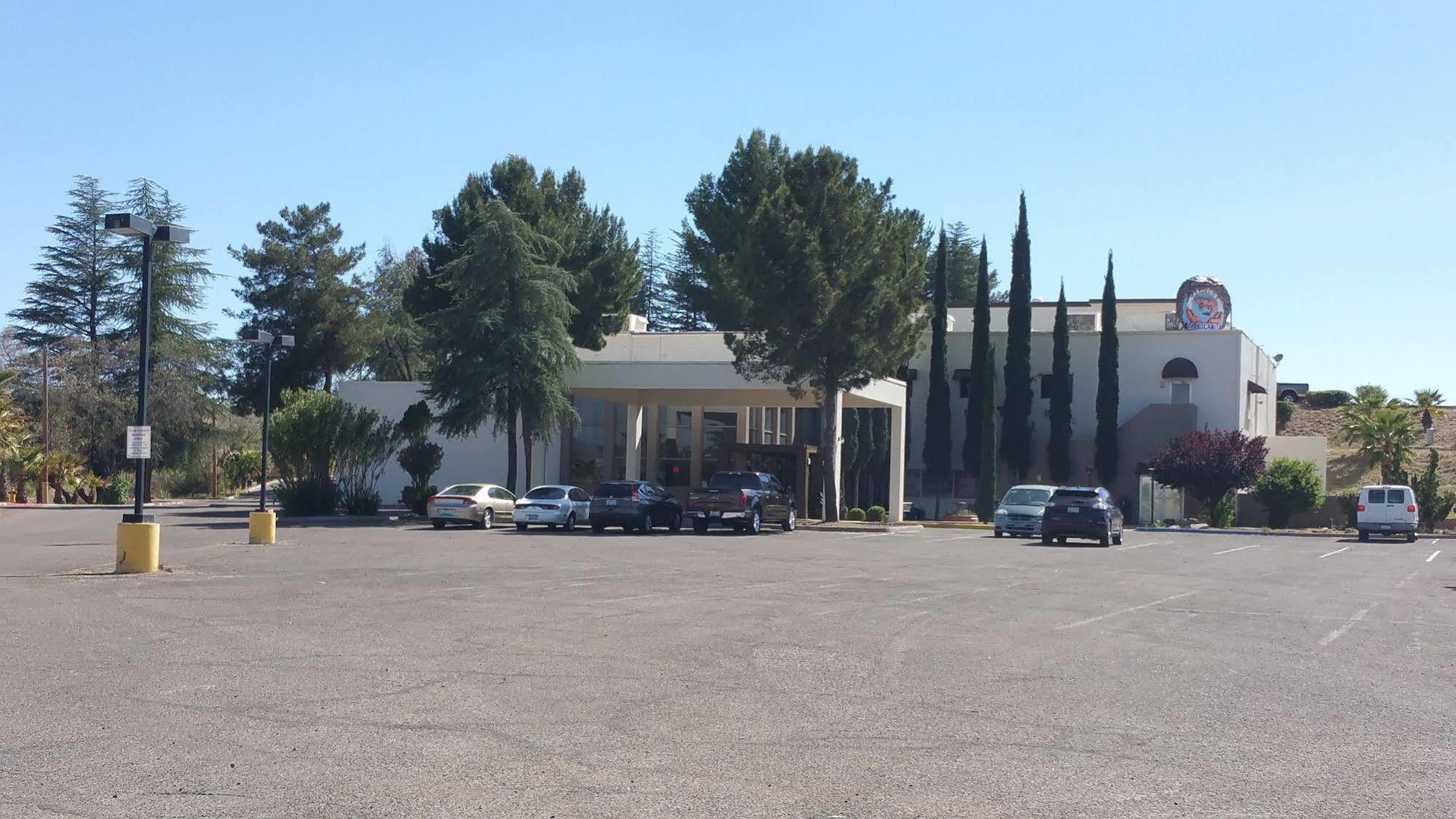 Mariposa Hotel Nogales Extérieur photo